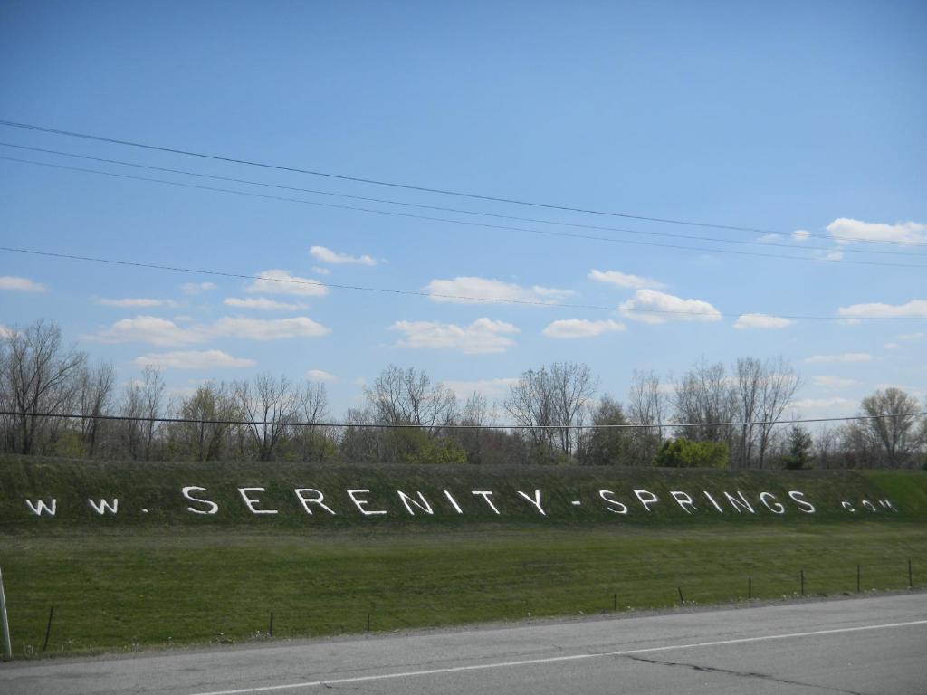 فندق Springfieldفي  Serenity Springs - Michigan City المظهر الخارجي الصورة